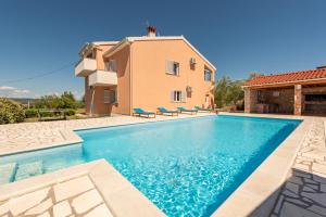 Villa Ivana holiday home