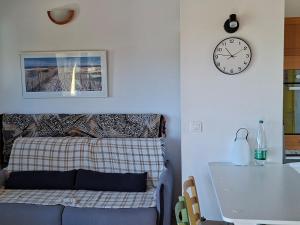 Cozy studio with panoramic view