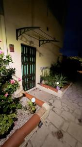 Sunny hideaway El Ranchito garden & terrace