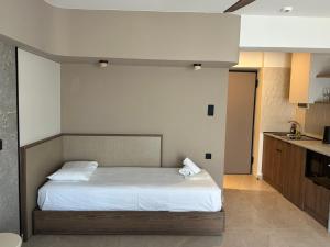 7 Suites