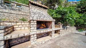 APARTMAN DJONI 2 by Villas Guide