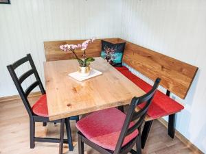 Apartment Haus Ganter by Interhome