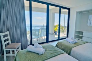Sunset Viewpoint, New Home with Stunning Sea Views
