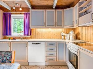 Holiday Home Urda - 1km from the sea by Interhome