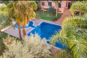Appartement moderne avec piscine et parking securise