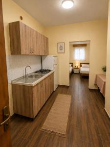 Cozy Family Apartment Near the Beach