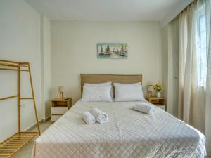 Azure Seaside Living - Lambi Beach