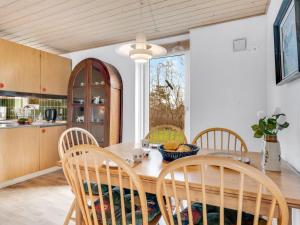 Holiday Home Marika - 400m to the fjord by Interhome