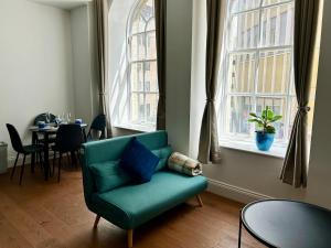 Historic building, modern comfort, very central