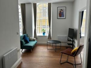 Historic building, modern comfort, very central