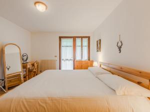 Apartment Lo Chalet del Bepy by Interhome