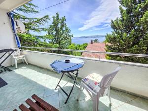 Apartment Appartement mit Balkon und Meerblick by Interhome