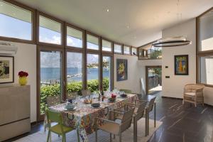 Villa Locchi with private Pier