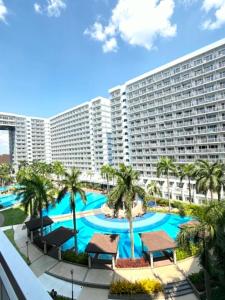 Shell Residences MOA Condotel near Naia - RhoiVC