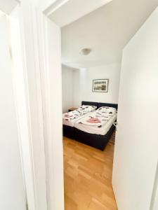 Apartment Danijel with balcony, Novalja