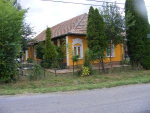 Négy Gólya