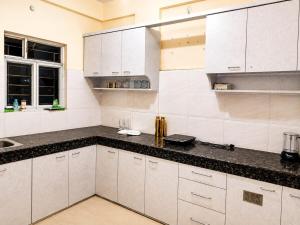 Peaceful 2BHK Retreat in Ranchi Fully Equipped Hom