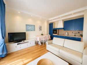 Appartamento 306 by Theater Home