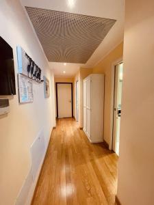 Appartamento 306 by Theater Home