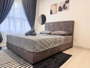 Spacious 3BR,8PAX ResidensiArena, near to KLIA
