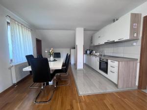 Apartment Lena