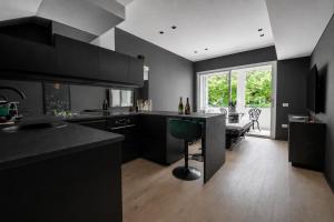 Roberto Verde House SPECTRE Luxury Suite