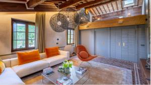 Tuscan Villa with Bespoke Experiences