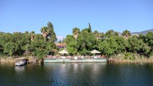 Aydos Hotels & Breeze Restaurant