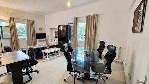 Charming and secure house in Carthage