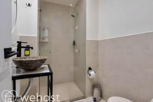 2BR 3th Fl • Terrace Views • close Provenza