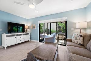 #211 Sanibel Moorings Courtyard View