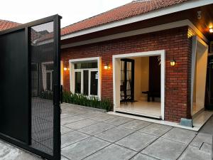 Rumah Mbah Mus Syariah di Tengah Kota Solo