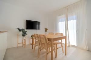 2-Bedroom Apartment in Guargacho, Sur Tenerife