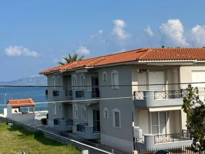 Stella Maris sea front studios