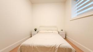 Bright & Brand New 2BR Kerrisdale Suite
