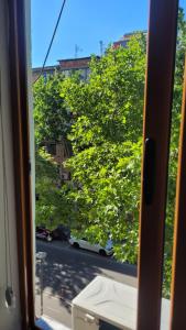 Cozy Central 2 Bedroom Apartment in Myslym Shyri