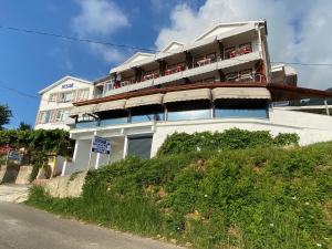 Hisar Beach Hotel