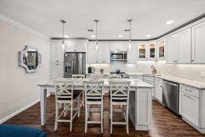 #732 Sanibel Moorings Resort Partial Beach View