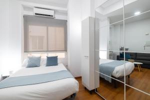 Holidays2Malaga Carreteria 97 Loft High Speed WIFI