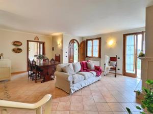 Casa degli Olivi con AC, Parking e Giardino