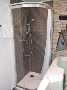 Private Spa Sauna und Whirlpool Wellnessapartment Seeshaupt