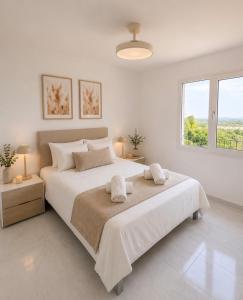Villa con piscina y jardín privado - Villa Olivo - Dos plantas independientes