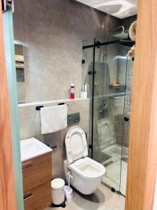 City center, desirable area, cozy apartment, with everything withing walking distance