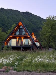 Horizon Mestia - Premium Chalets With Panoramic Views