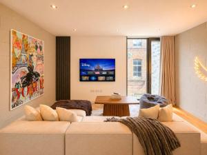 Townhouse East by CasaCity