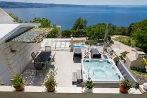 Villa Ole Mediterranean Stone Villa with Pool