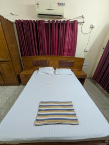ATULYA APARTMENT JUST WALKING DISTANCE Only 1