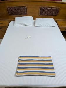 ATULYA APARTMENT JUST WALKING DISTANCE Only 1