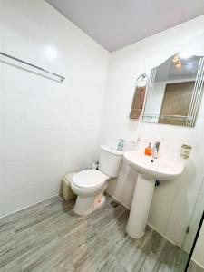 Elegance and comfort, just five minutes from the airport