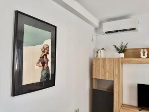 SANM - Renovated 3-Bedroom for 6 on Calle San Miguel - Torremolinos Main Street